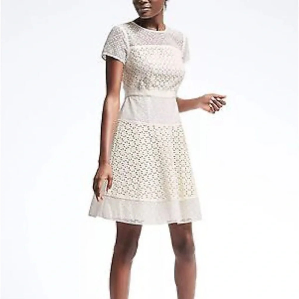 Banana Republic Cream Lace Midi Dress